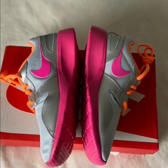 Kaishi Nike running shoes Orange pink size 4Y 6Y - Picture 4 of 8